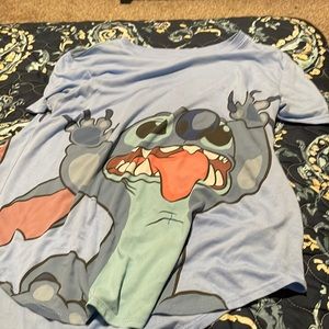 Stick is on both sides of the shirt.